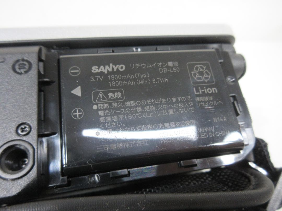 1217V【中古美品】SANYO ビデオカメラ Ｘａｃｔｉ DMX-TH1