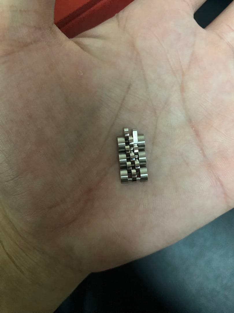 ロレックス オイスター パーペチュアル レディース デイト レッドボックス