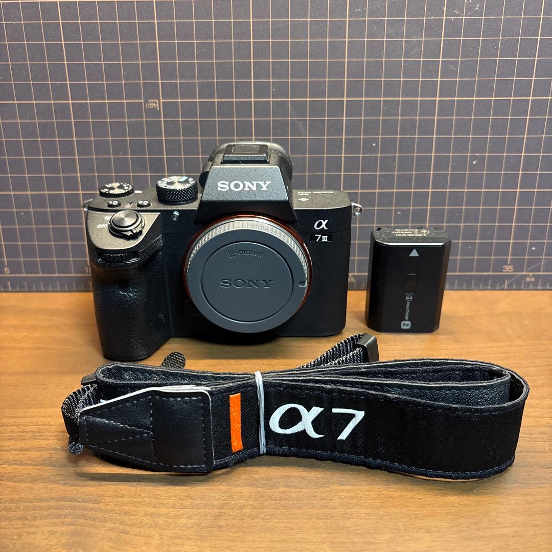 sai　12/13 23時まで【良品】SONY α7 III ボディ
