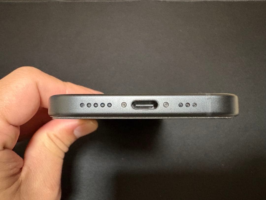 iPhone15 本体 128GB ブラック SIMフリー