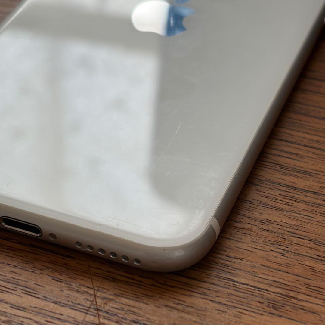 iPhone SE SIMフリー 16GB ホワイト 本体