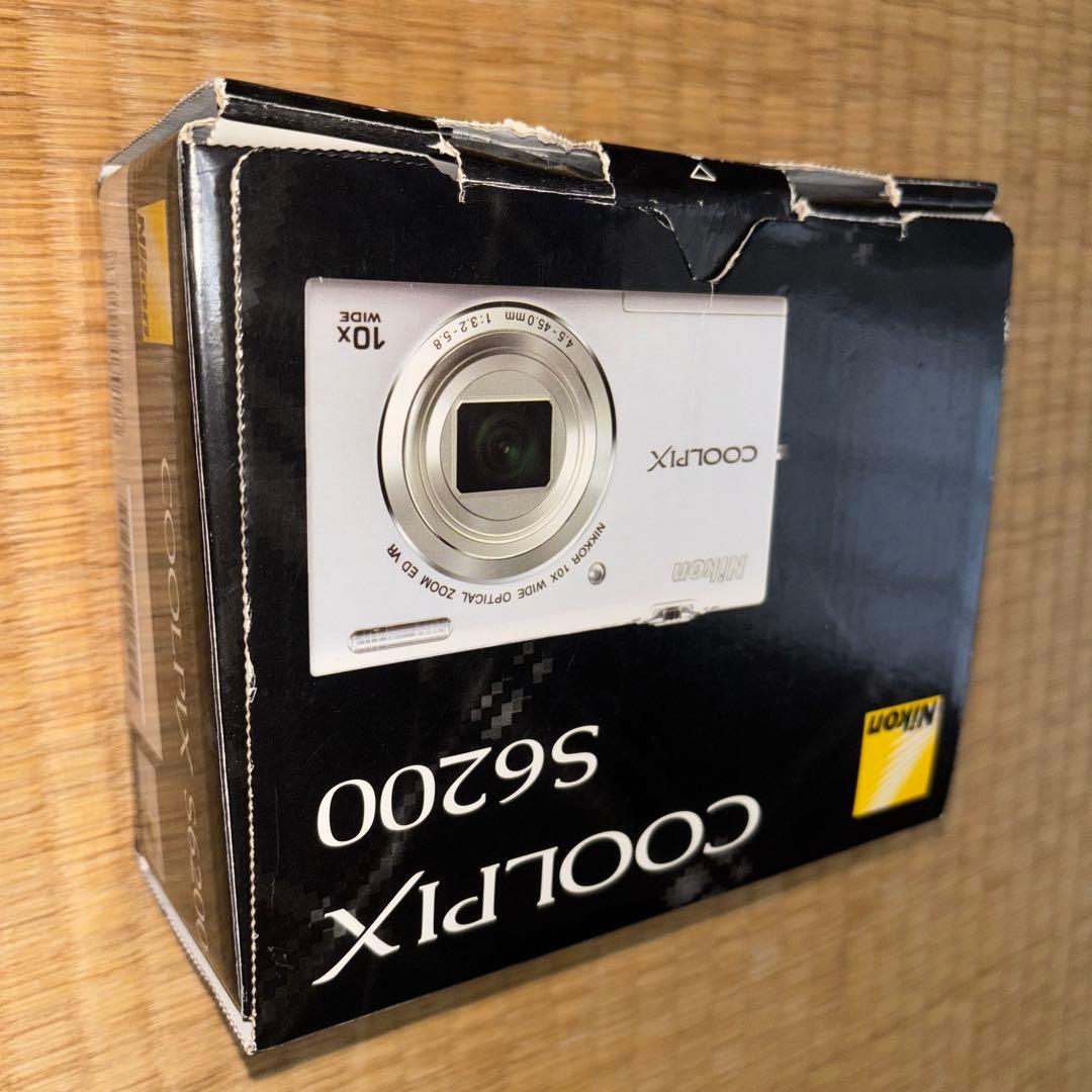 Nikon COOLPIX S6200 ホワイト