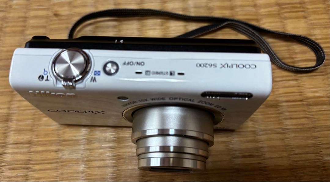 Nikon COOLPIX S6200 ホワイト