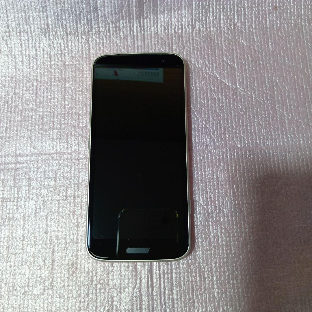 未使用 docomo らくらくスマートフォン F-53E ゴールド