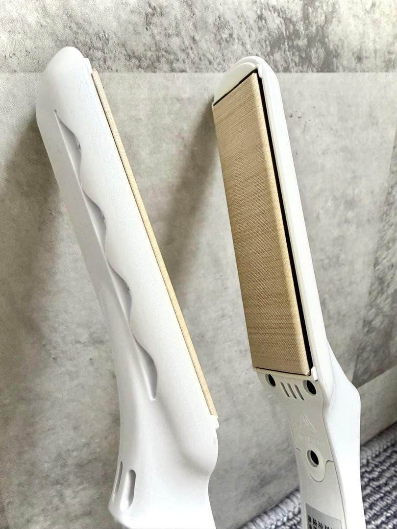 絹女 KINUJO ストレートアイロン