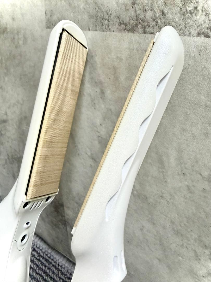 絹女 KINUJO ストレートアイロン