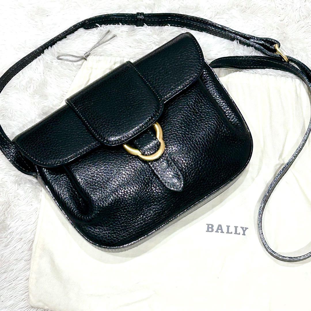 美品 BALLY クラシック ショルダーバッグ クロスボディ ロゴ シボ革 黒