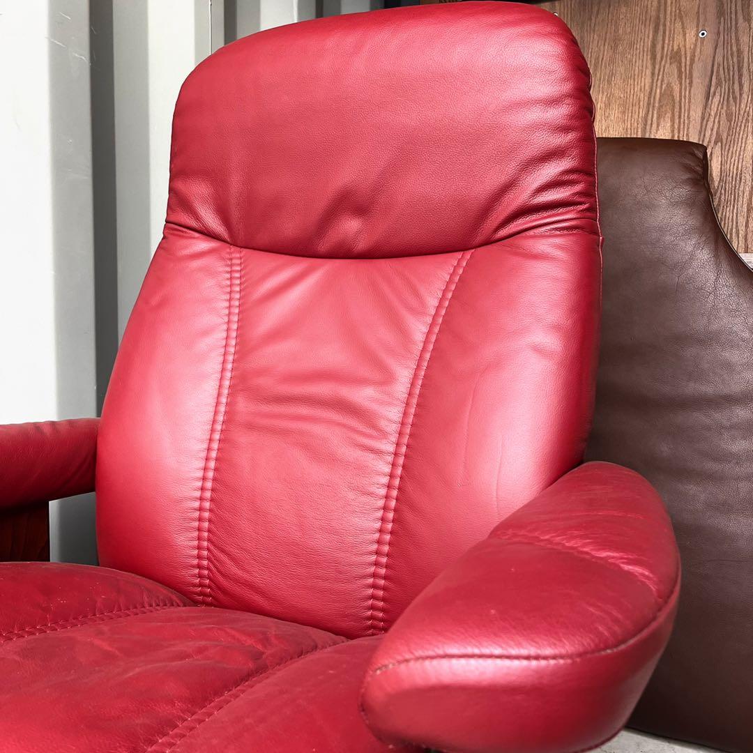 取付無料！エコーネス ストレスレス コンサル M 本革レッドリクライニングソファ