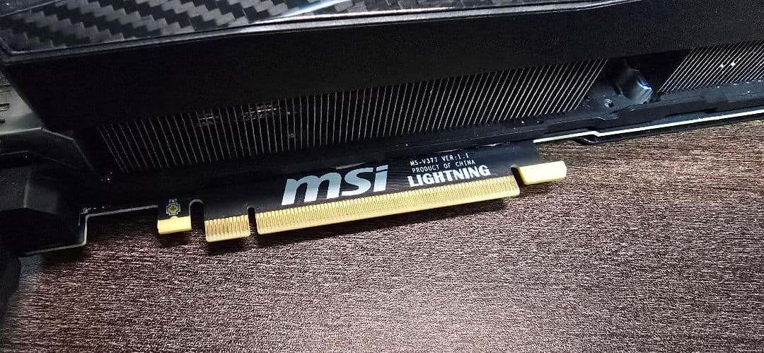 グラフィックボード・グラボ・ビデオカード MSI RTX2080TI LIGHTNING 11GB