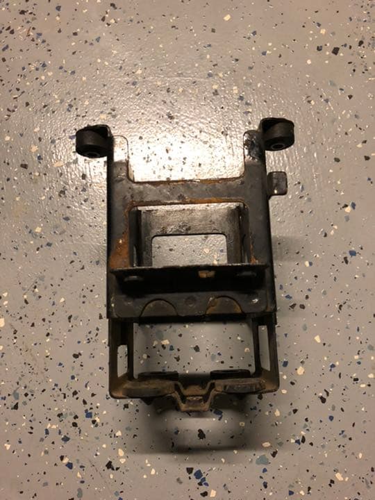 カワサキ　Z2 純正バッテリーケース