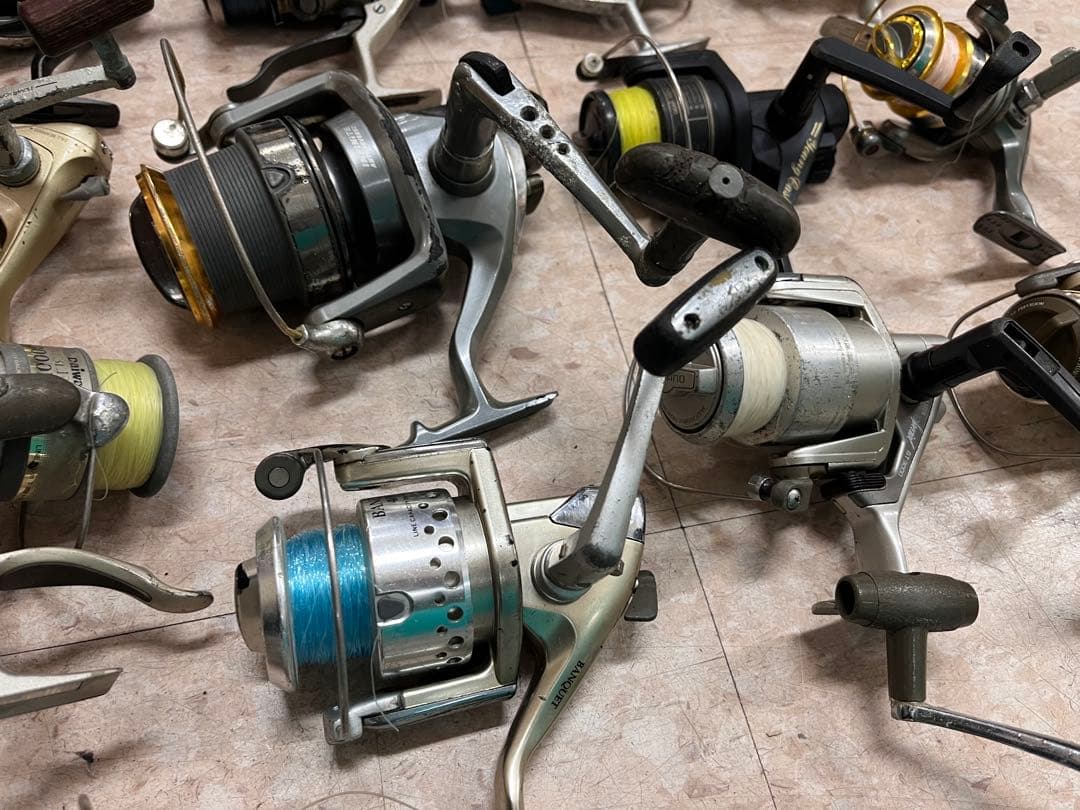 27個ジャンクリール　SHIMANO DAIWA などまとめ売り
