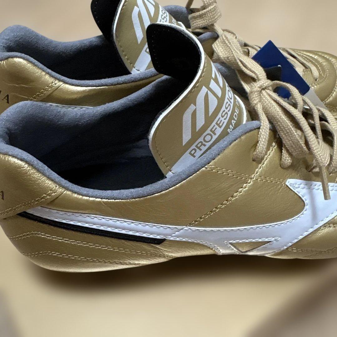 新品未使用　Mizuno Morelia サッカーシューズ ゴールド