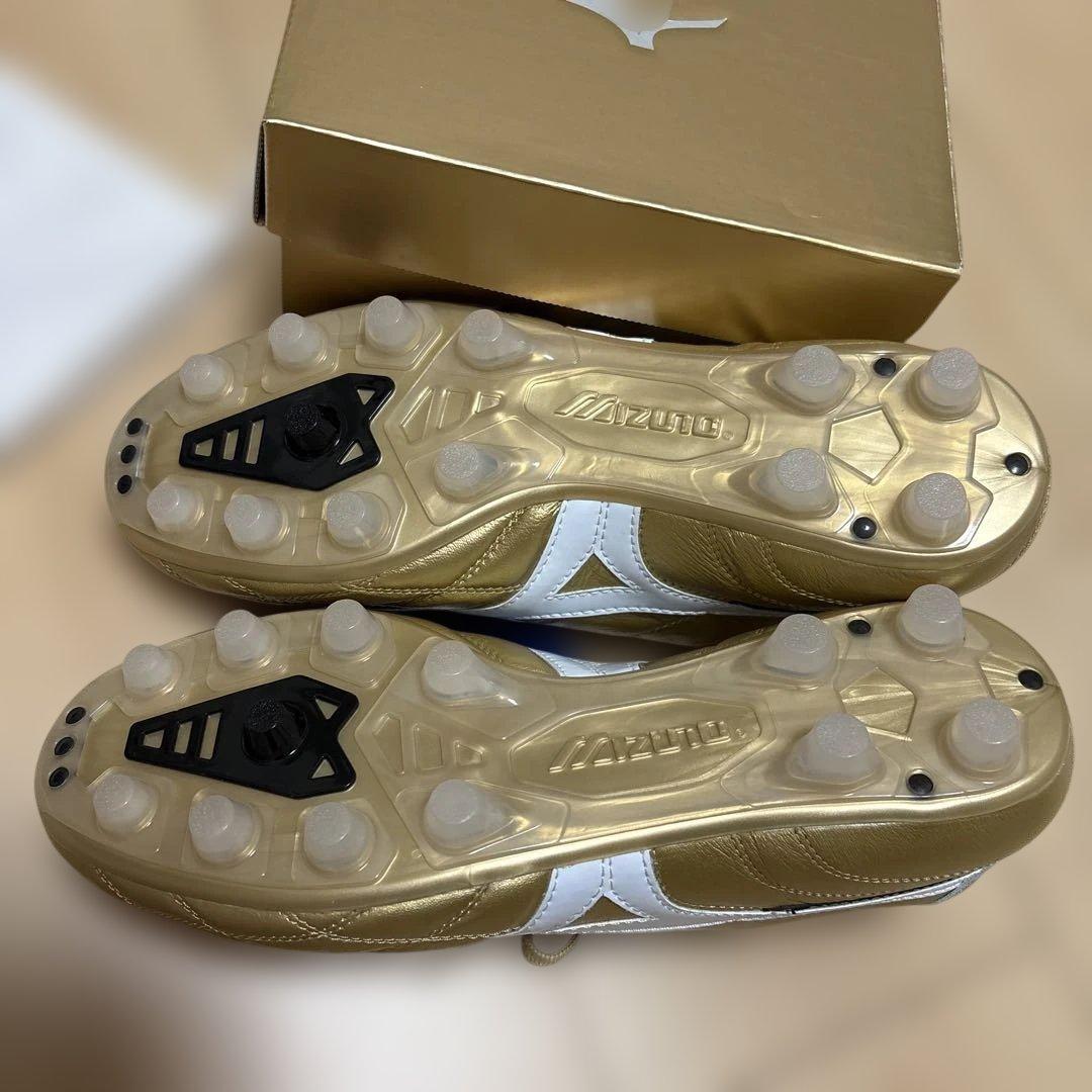 新品未使用　Mizuno Morelia サッカーシューズ ゴールド