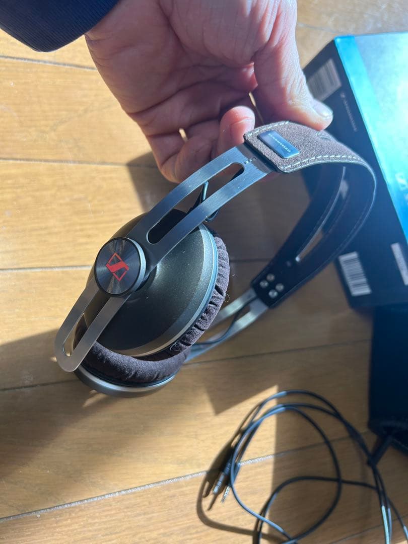 ゼンハイザー 密閉型ヘッドホン MOMENTUM On-Ear ブラウン