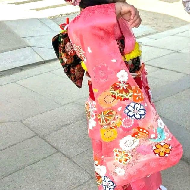 七五三フルセット　正絹　七歳　桜鞠文　1回着用　金駒刺繍　暈し染め　金彩　京友禅