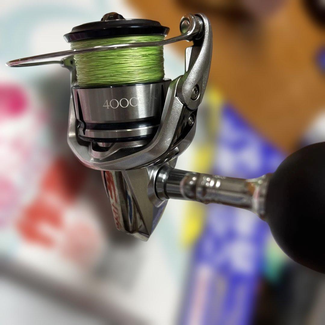 ロ*ー様 19 STRADIC C4000XGストラディック スピニングリール