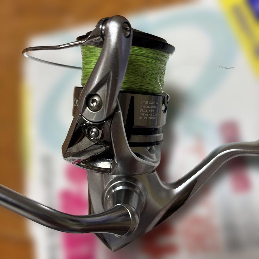 ロ*ー様 19 STRADIC C4000XGストラディック スピニングリール