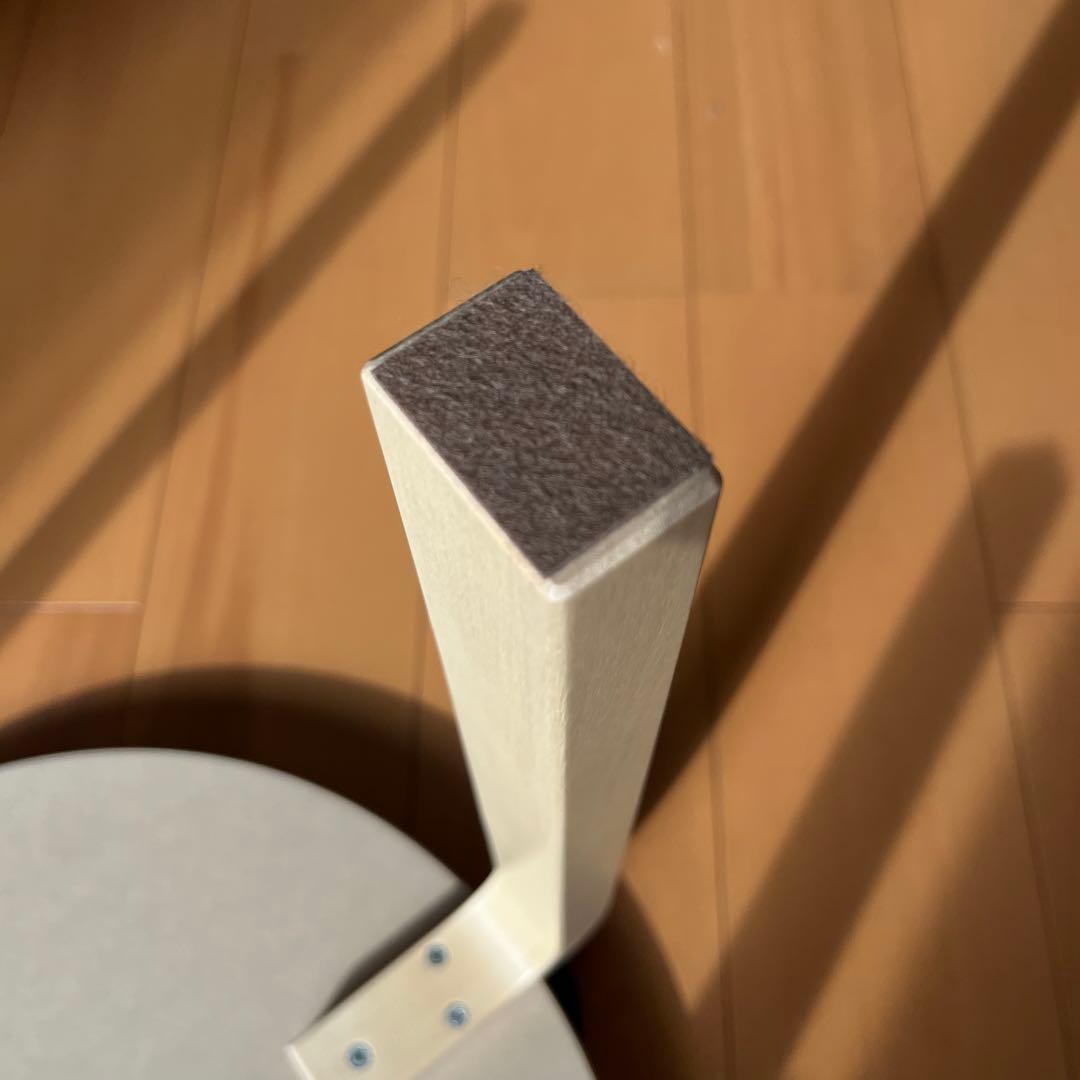 scope別注　artek 90D スツール　サイドテーブル　ピスタチオ