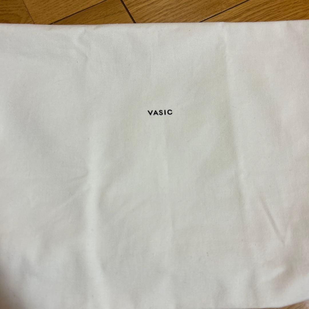 VASIC ヴァジック OUD MINI レザー ショルダーバッグ