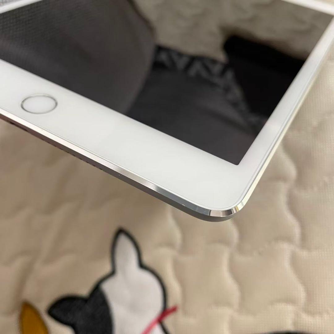 ※美品※ ipad mini 4 コンパクトの7.9 inch