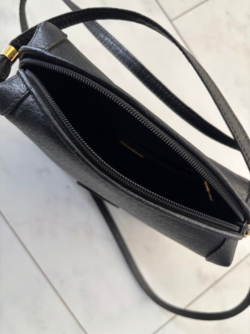 ma　GUCCIショルダーバック