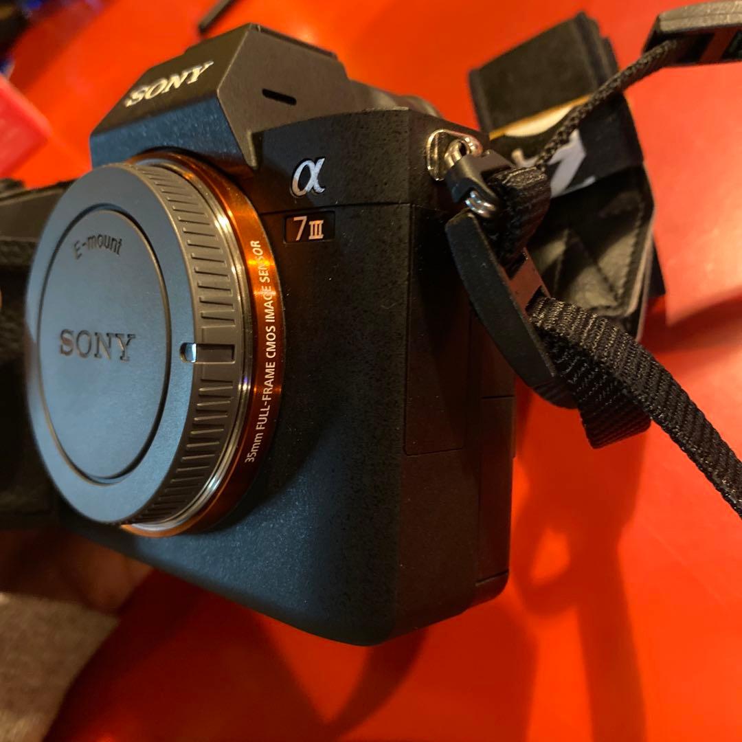 ★値下げ★三脚おまけ付★α7IIIミラーレス一眼カメラ ブラックILCE-7M3