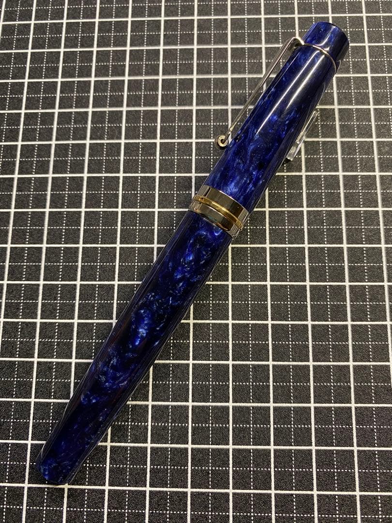 DELTA VINTAGE collection Blue 万年筆　字幅F