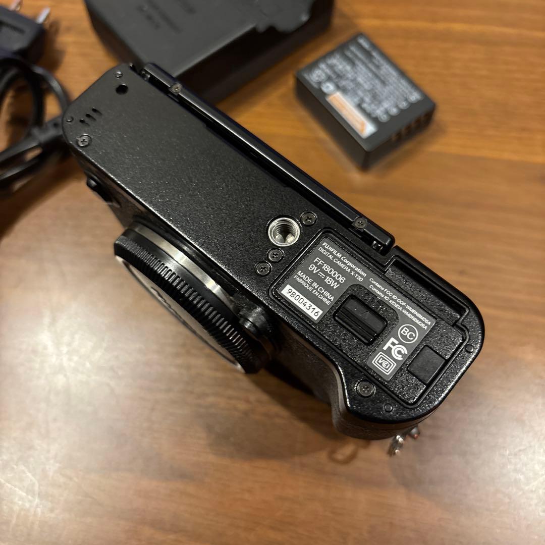 美品　fujifilm X-T30ボディ　4500ショット