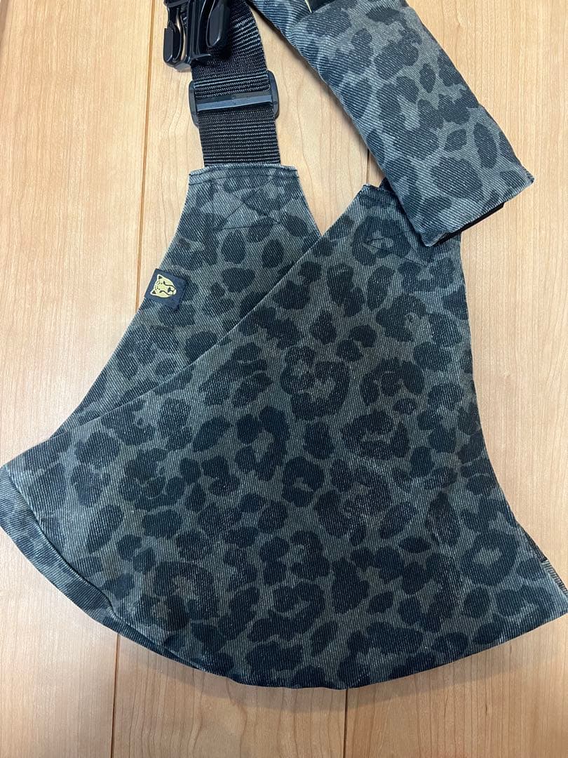 ワイルドライド　ヒップシート　グレーレオパード