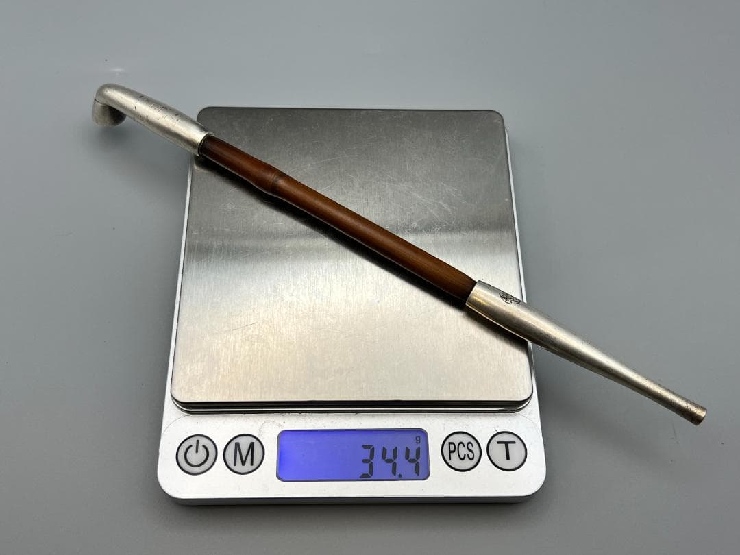 銀製　煙管　キセル　在銘　銀細工　アンティーク　重量約34g