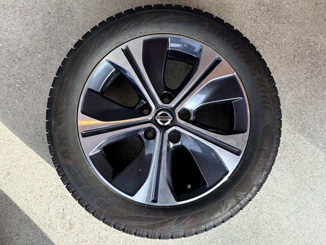 日産キックスeパワー 純正ホイール 205/55R17 スタッドレス 4本セット