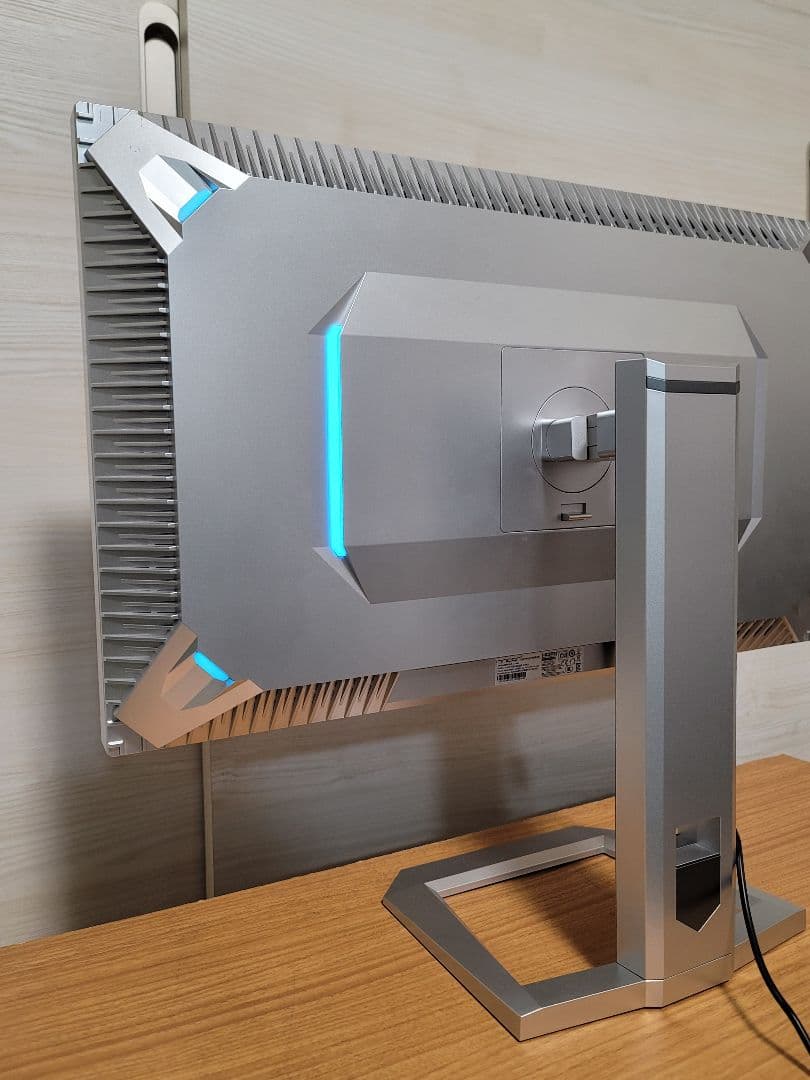 INNOCN 27M2U ミニLED 4K HDR1000ゲーミング モニター