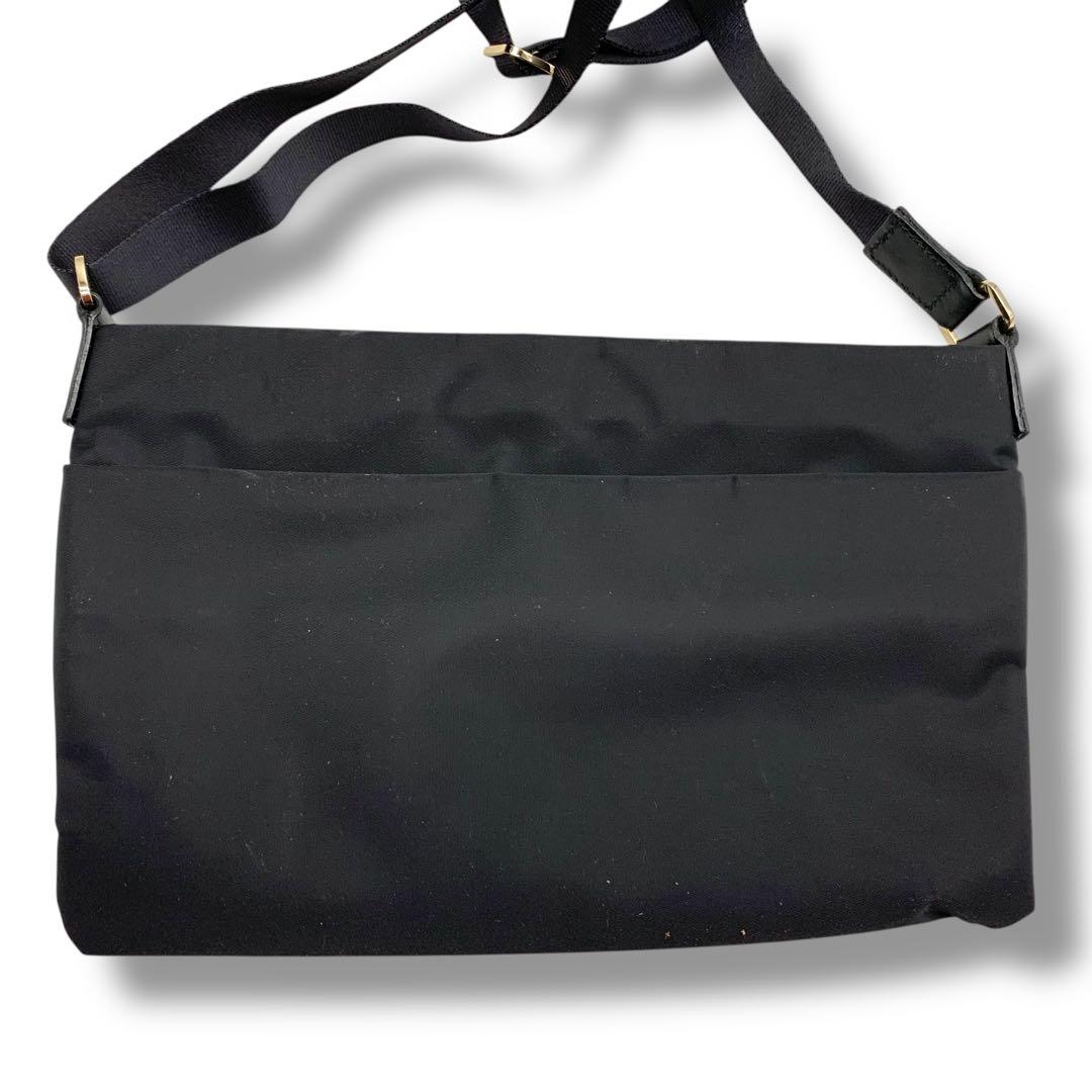 極美品　アニエスベー　ナイロンショルダーバッグ　サコッシュ　肩掛け