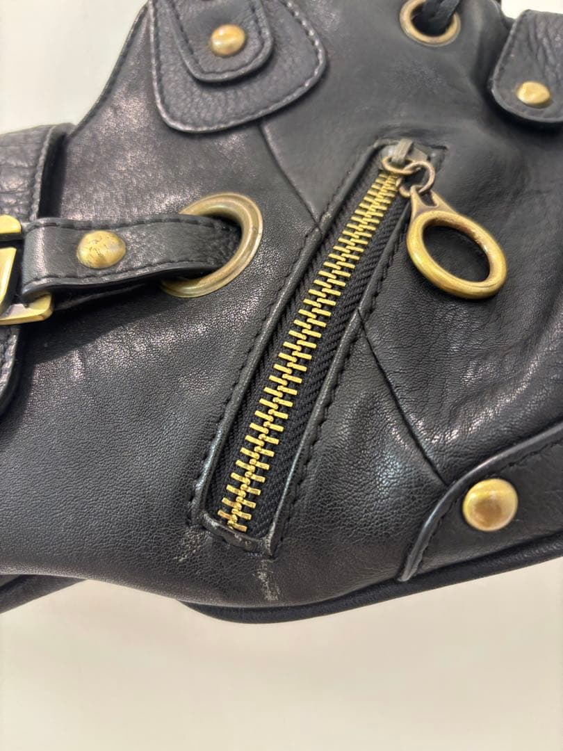 レザーショルダーバッグ 黒 中型