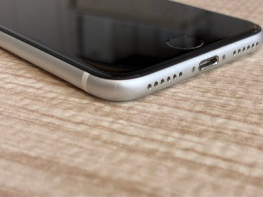 Apple iPhone SE (第2世代) ホワイト 本体 箱あり