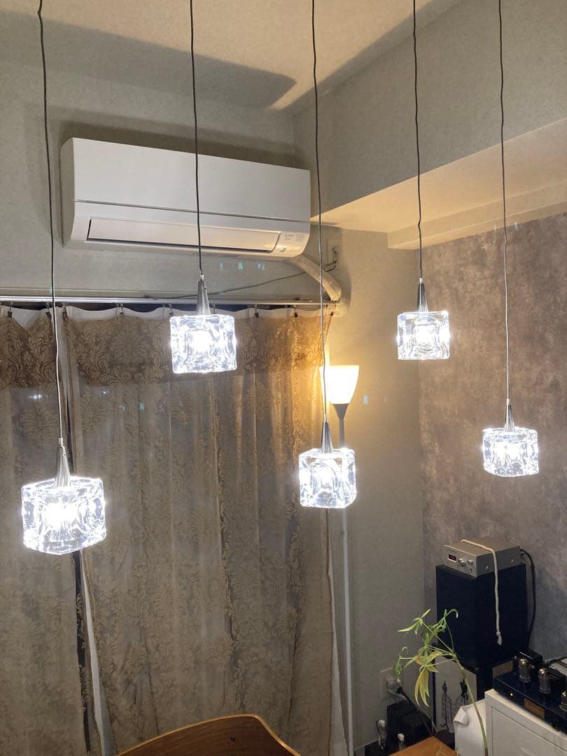 「希少旧型」キシマ　ガラスキューブ　5灯ペンダントライト