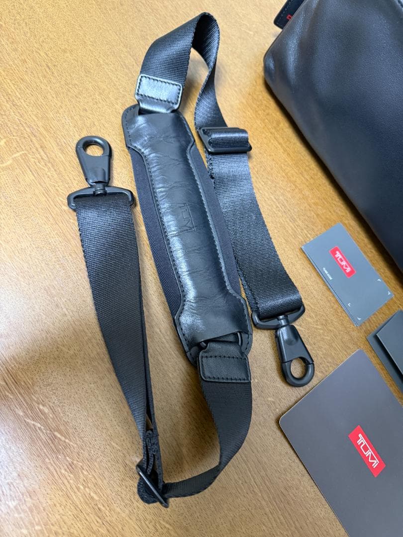 TUMI トゥミ ALPHA ビジネスバッグ レザー 96108D2