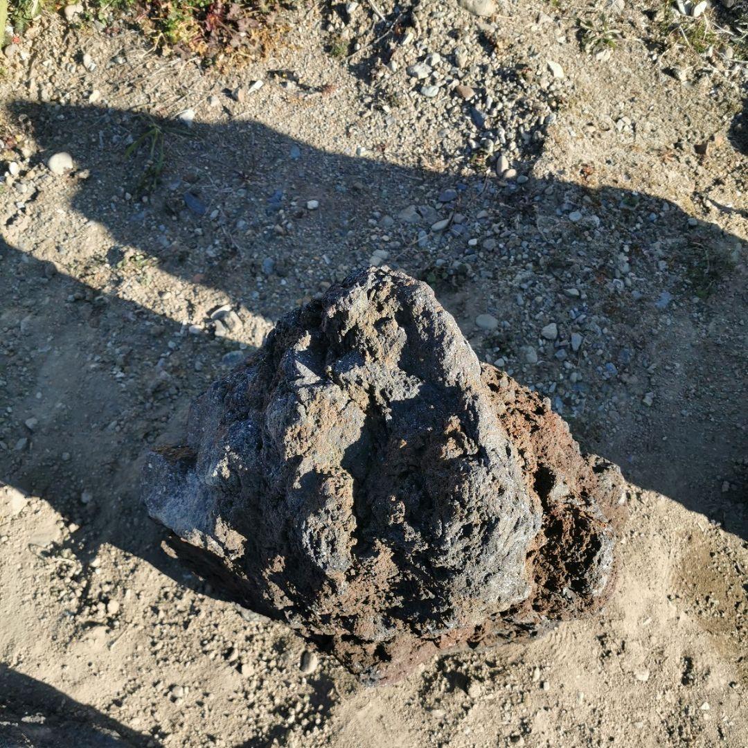 富士　溶岩石　146キロ　庭石　鑑賞石　石　庭　坪庭　ガーデニング　置物