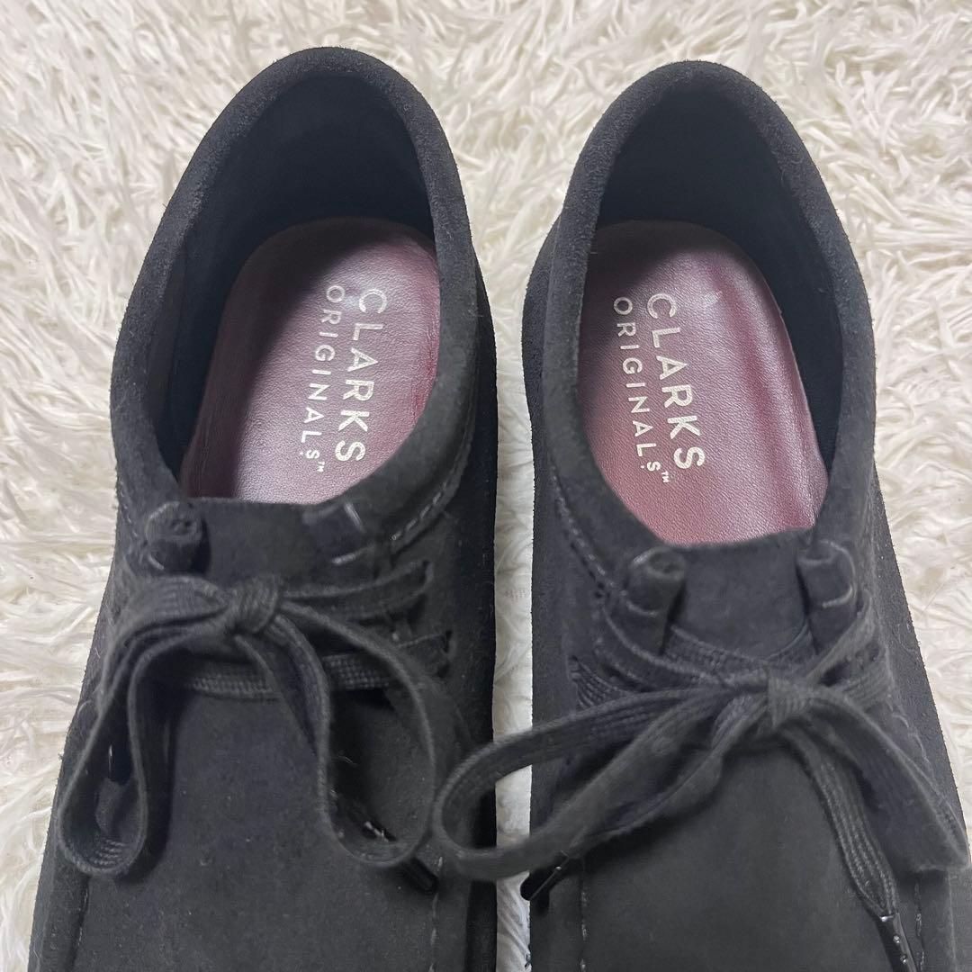 美品 クラークス US9 ワラビー モカシンシューズ スエード ブラック