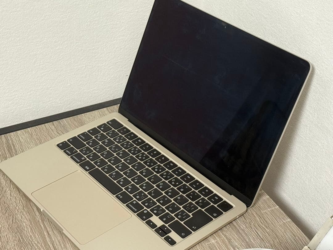 MacBook Air （M2,2022） 16GB/256GB 13㌅