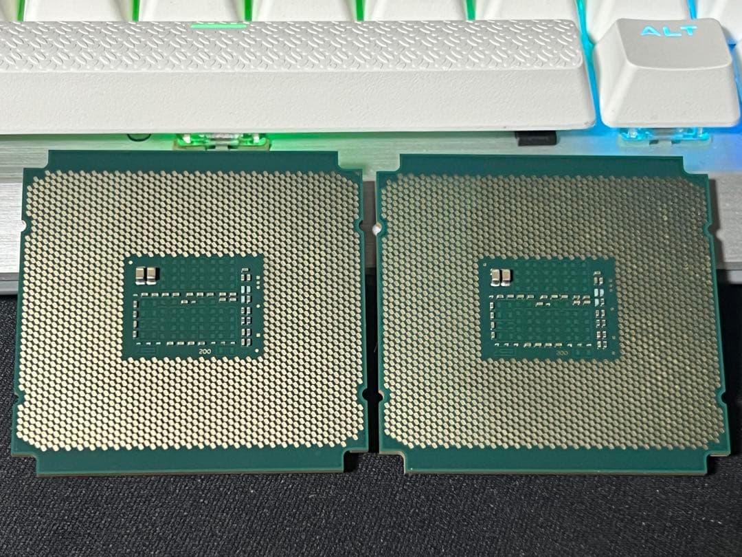 CPU Intel Xeon E5-2696 v3 2.30GHz CPU