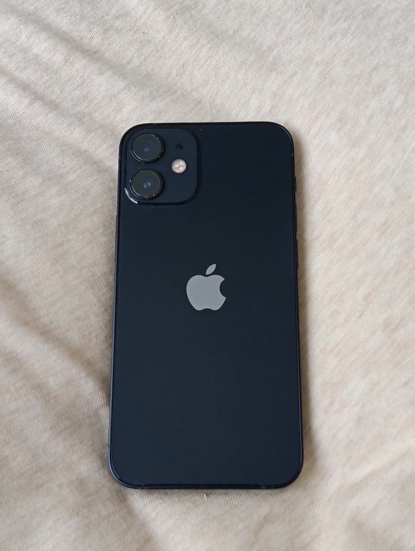 【美品】 iPhone 12 mini 64GB ブラック SIMフリー 傷なし