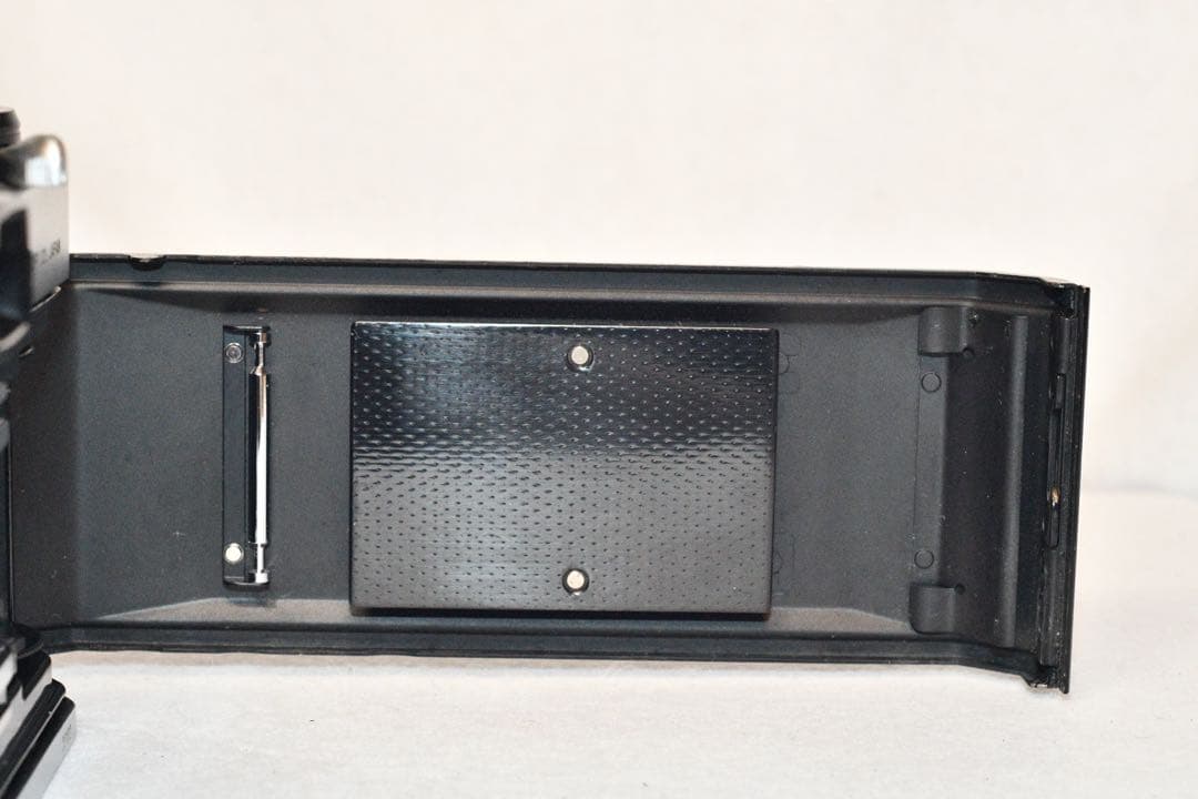 《動作品》pentax sp + 標準レンズ付きフィルムカメラ