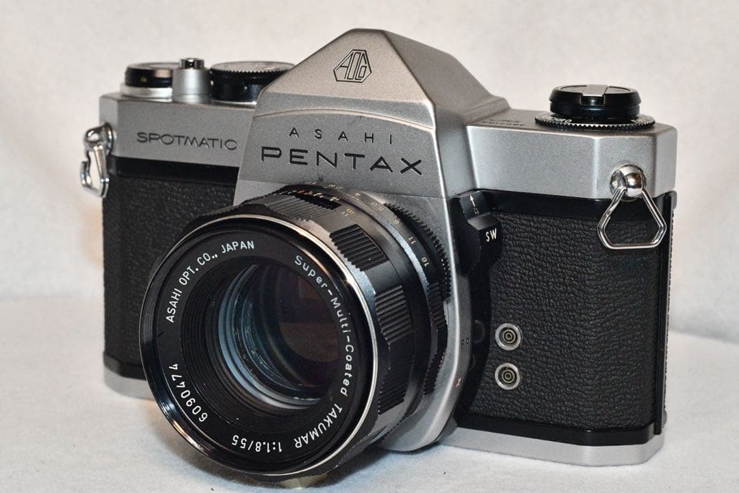 《動作品》pentax sp + 標準レンズ付きフィルムカメラ