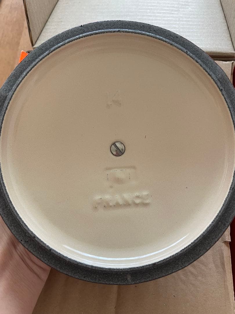 ル・クルーゼ シグニチャー ココット・ロンド 14cm チェリーレッド両手鍋