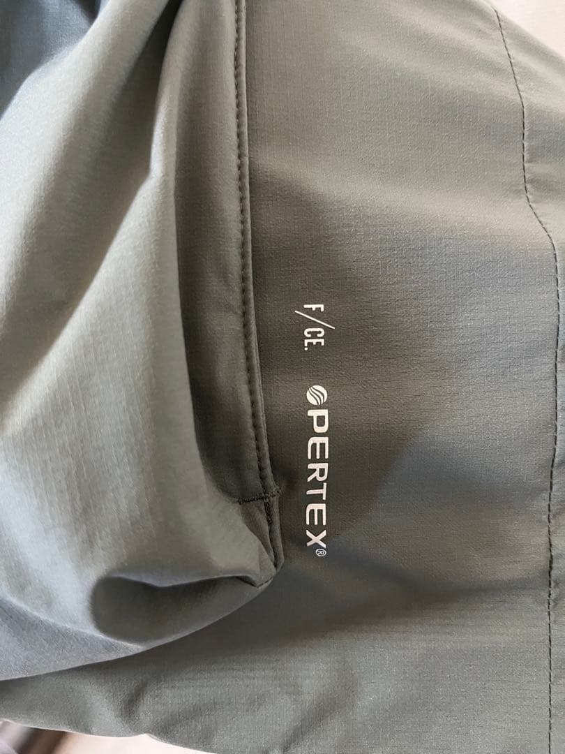 トップス F/CE. PERTEK WATERPROOF DOWN VEST