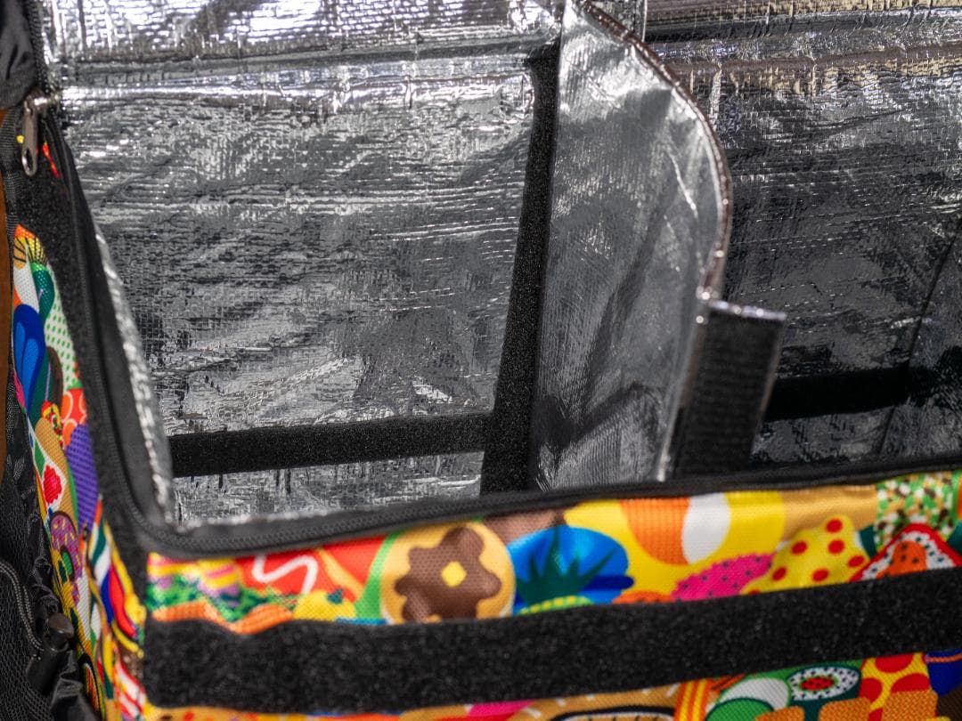 【美品】Uber Eats 海外モデル アーティストデザイン デザイナーバッグ