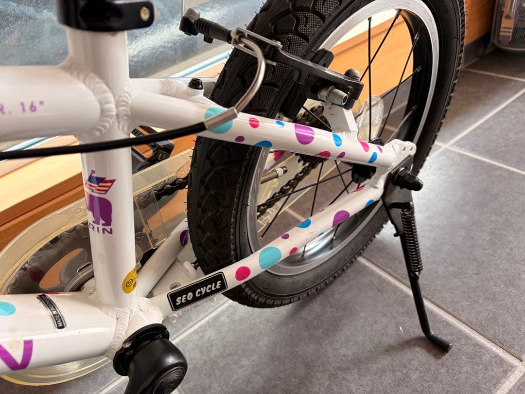 MARIN 16子供用自転車 ホワイト・マルチカラー