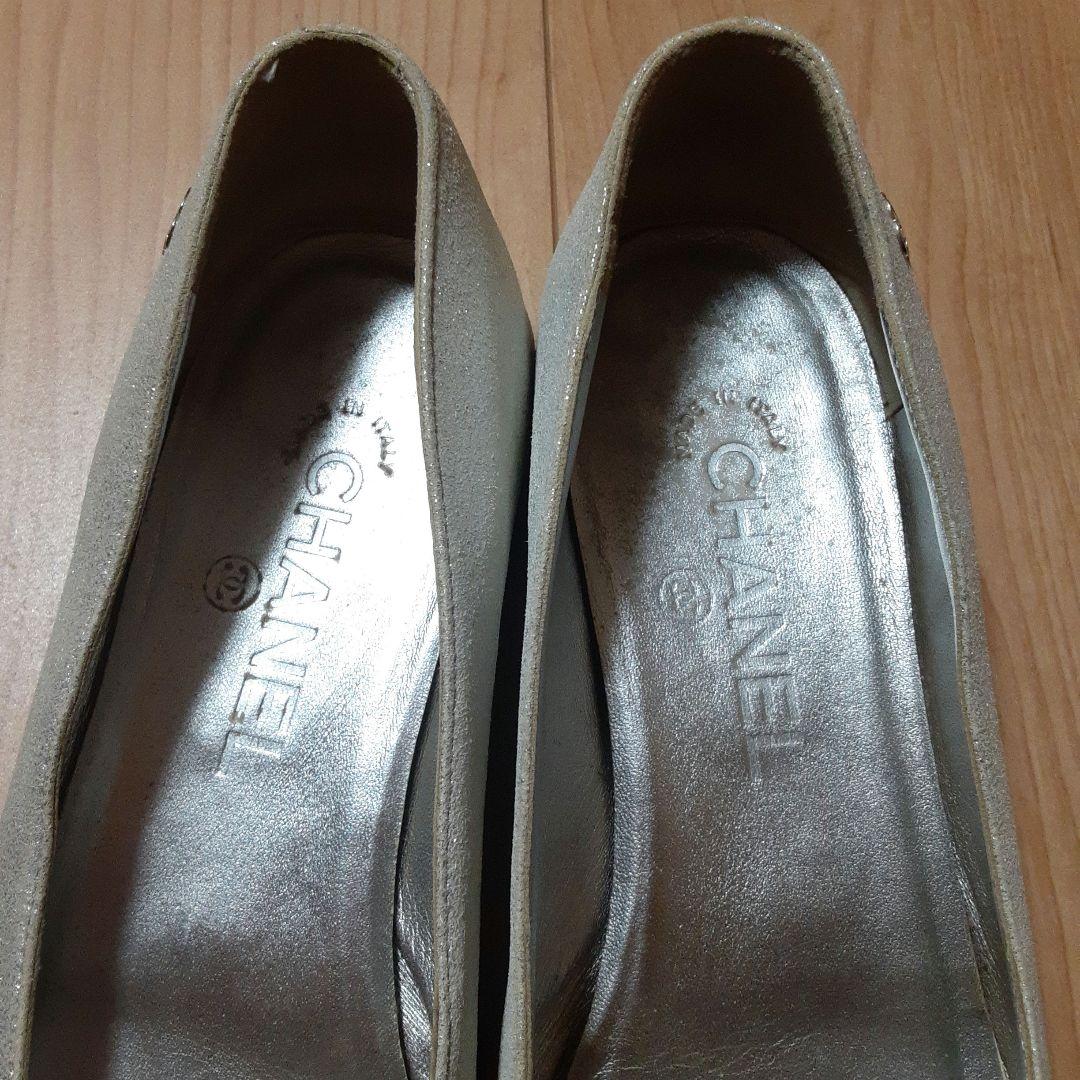 値下げCHANEL ポインテッドトゥ フラットシューズ シルバー/ブラック