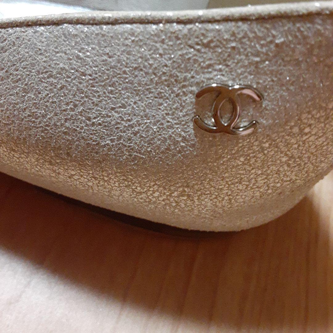 値下げCHANEL ポインテッドトゥ フラットシューズ シルバー/ブラック